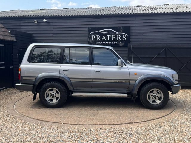 Toyota Land Cruiser 165 Bhp Silver #5