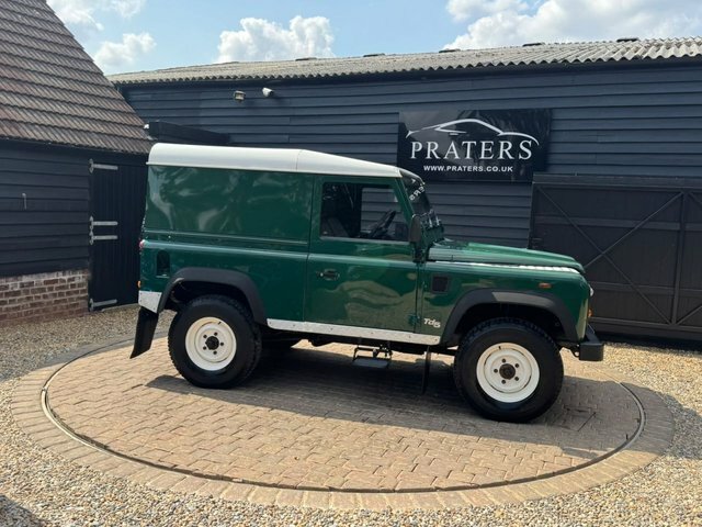 Land Rover Defender 90 Td5 Hard Top Suv Green #6
