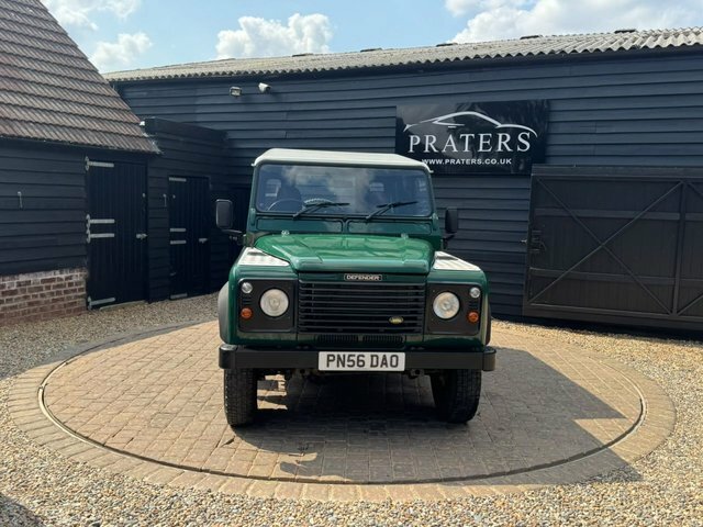 Land Rover Defender 90 Td5 Hard Top Suv Green #5