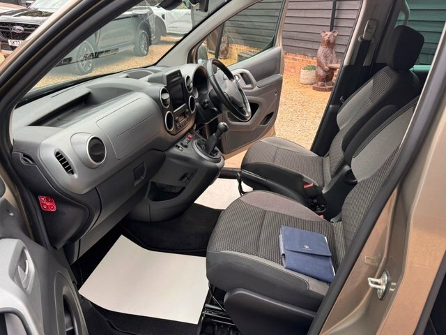 Peugeot Partner Tepee Mpv Blue Hdi Ss Tepee Active 201717 White #9
