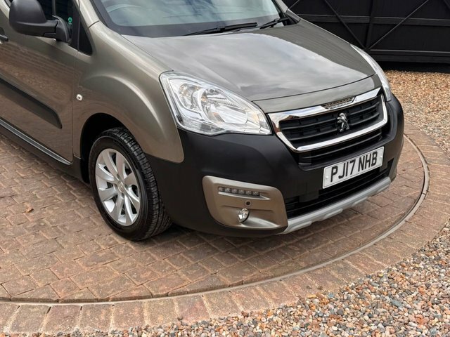 Peugeot Partner Tepee Mpv Blue Hdi Ss Tepee Active 201717 White #14