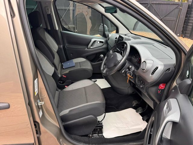 Peugeot Partner Tepee Mpv Blue Hdi Ss Tepee Active 201717 White #7