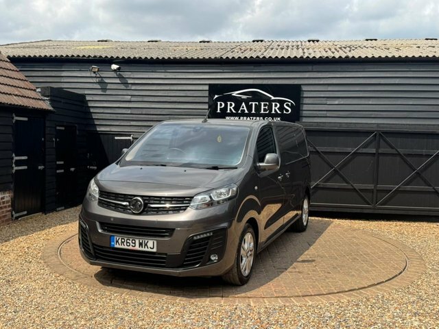 Vauxhall Vivaro 2.0 Turbo D 3100 Edition Crew Van Double Cab D Grey #16