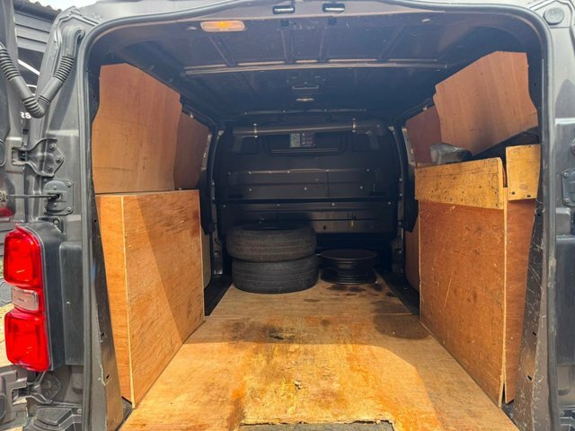 Vauxhall Vivaro 2.0 Turbo D 3100 Edition Crew Van Double Cab D Grey #14