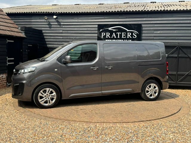 Vauxhall Vivaro 2.0 Turbo D 3100 Edition Crew Van Double Cab D Grey #17