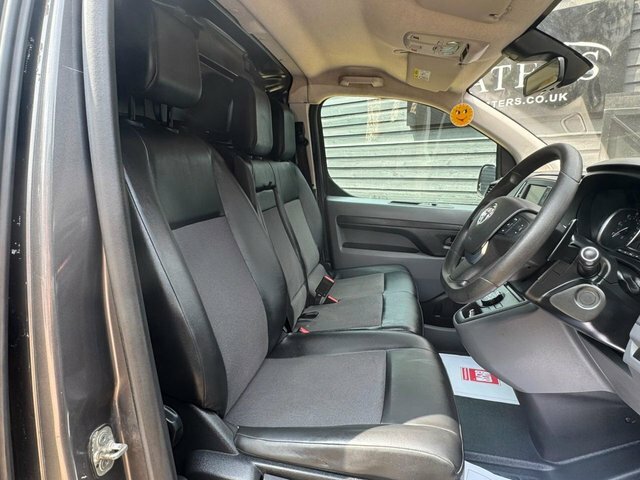 Vauxhall Vivaro 2.0 Turbo D 3100 Edition Crew Van Double Cab D Grey #9