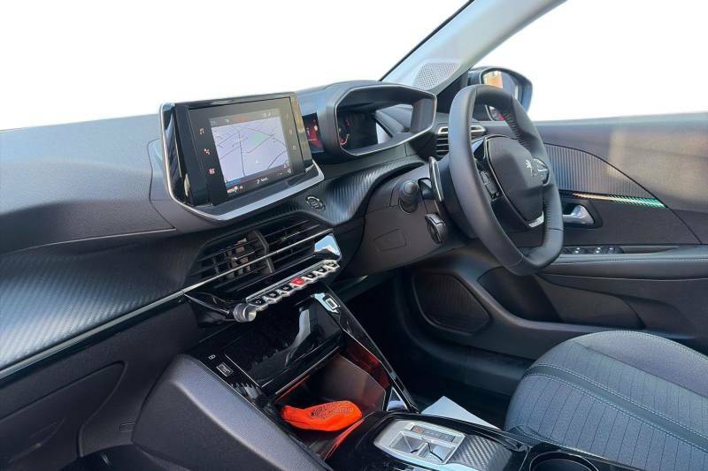 Peugeot 208 1.2 Puretech 100 Allure Premium Eat8 - 2023 Red #2