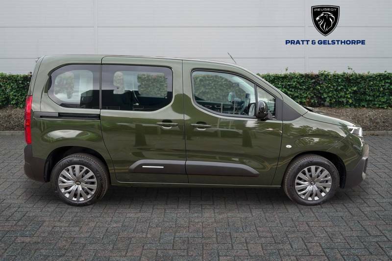 Citroen e-Berlingo 100Kw Plus M 52Kwh Green #4