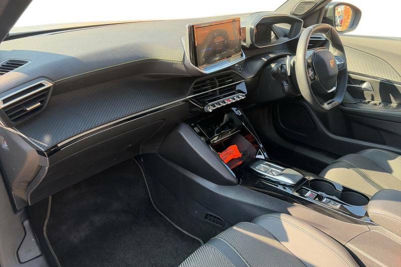 Peugeot 2008 1.2 Hybrid 145 Gt E-dsc6 - 2025 25 KT25XTV White #2