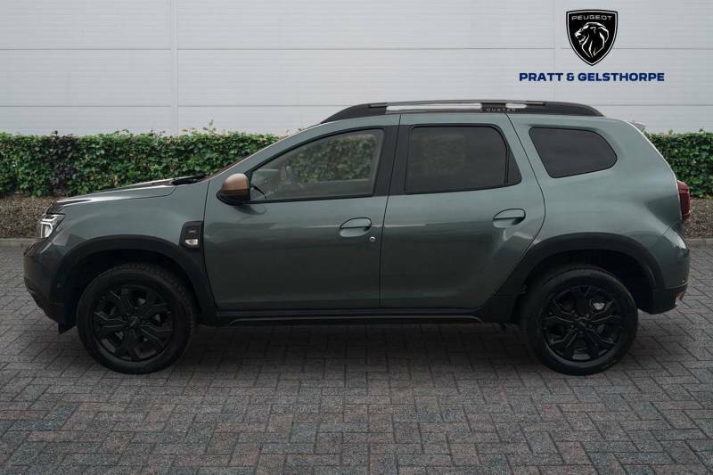 Dacia Duster 1.3 Tce 130 Extreme - 2023 73 FV73EGY Green #4