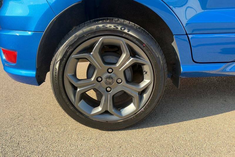 Ford Ecosport Titanium Black #18
