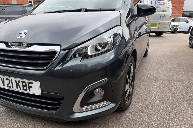 Peugeot 108 Allure White #25