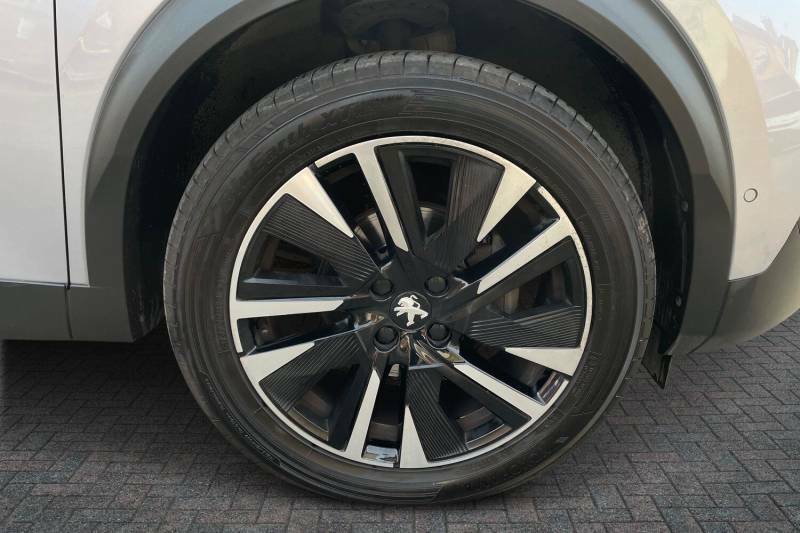Peugeot 2008 1.2 Puretech 130 Gt Premium Eat8 Grey #6