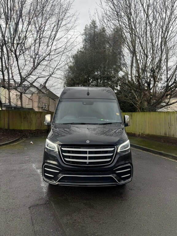 Mercedes-Benz Sprinter 2.0 519 Cdi Progressive G-tronic Rwd L3 H2 Euro 6 OE24NDD Black #2
