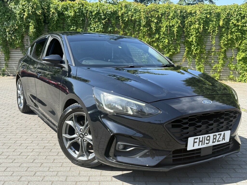 Ford Focus Hatchback 1.5 T Ecoboost St-line 201919 Black
