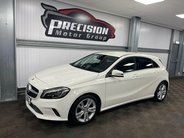 Mercedes-Benz A Class A200d Sport Premium 7G-dct White #4