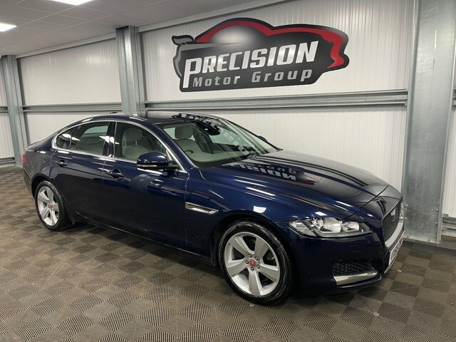 Jaguar XF Portfolio Euro 6 Blue #5