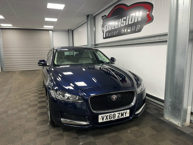 Jaguar XF Portfolio Euro 6 Blue #3