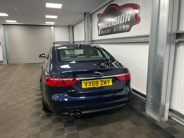Jaguar XF Portfolio Euro 6 Blue #4