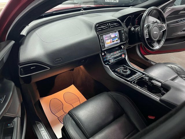 Jaguar XE 2.0D 180 R-sport Alloys Inc, Full Leath #50