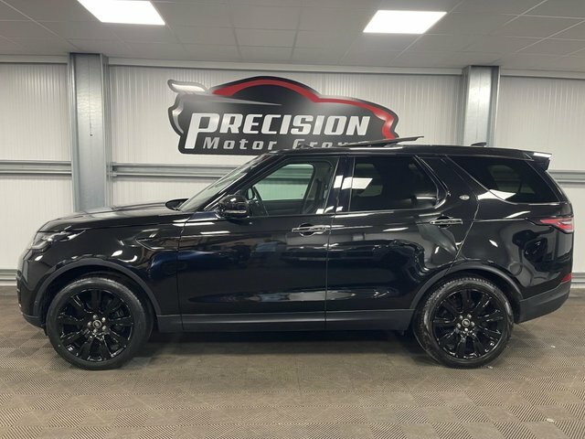 Land Rover Discovery Black #17