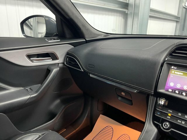 Jaguar F-Pace 300 Sport Black #36