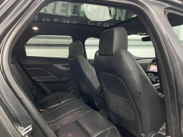 Jaguar F-Pace 300 Sport Black #37