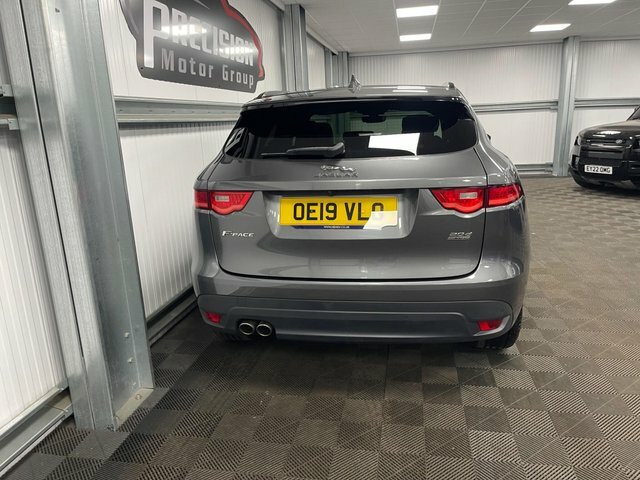 Jaguar F-Pace 300 Sport Black #23
