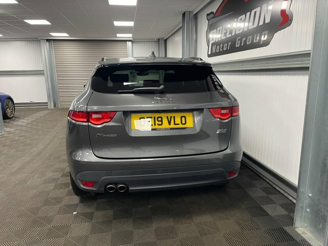Jaguar F-Pace 300 Sport Black #18