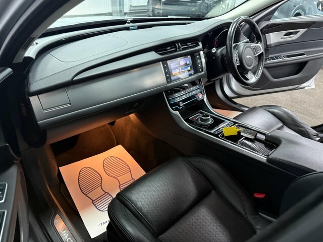 Jaguar XF  Black #28