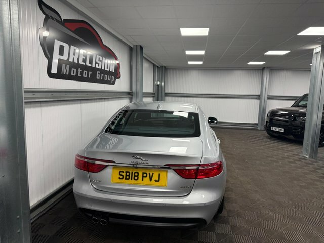 Jaguar XF  Black #18