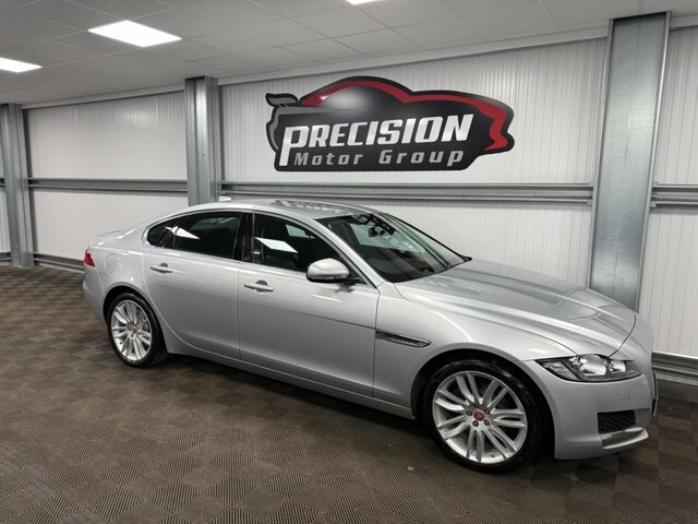 Jaguar XF Prestige Euro 6 Silver #6