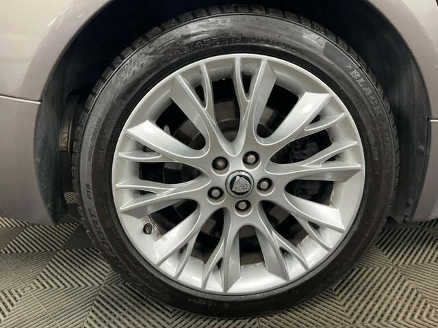 Jaguar XF Saloon Blue #42