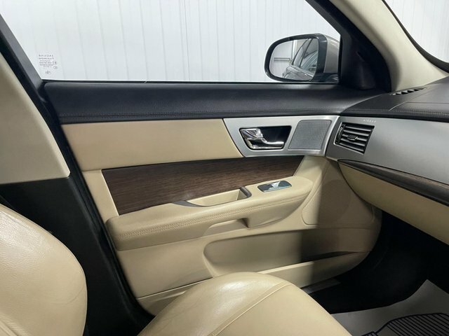 Jaguar XF Saloon Blue #37