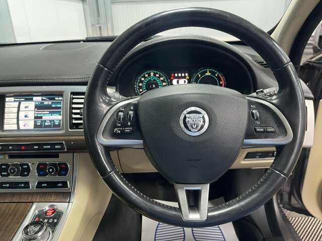 Jaguar XF Saloon Blue #26