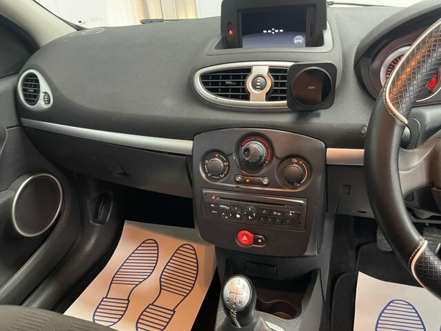 Renault Clio Clio I-music 16V Blue #32