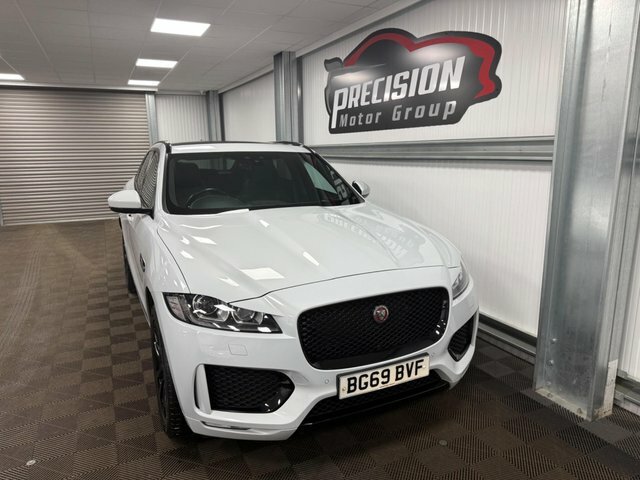 Jaguar F-Pace D180 Chequered Flag White #2