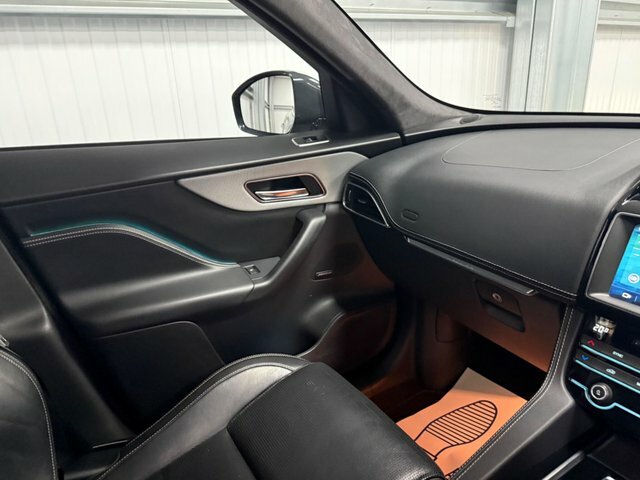 Jaguar F-Pace F-pace 2.0 D180 Portfolio Awd Euro 6 Ss Silver #38
