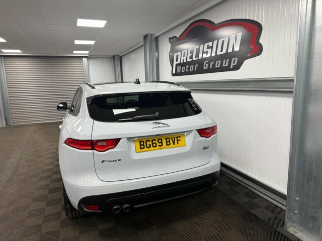 Jaguar F-Pace F-pace 2.0 D180 Portfolio Awd Euro 6 Ss Silver #19