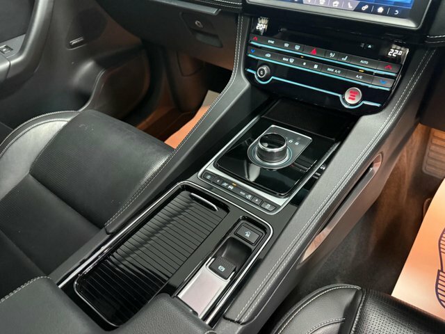Jaguar F-Pace F-pace 2.0 D180 Portfolio Awd Euro 6 Ss Silver #31