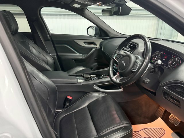 Jaguar F-Pace F-pace 2.0 D180 Portfolio Awd Euro 6 Ss Silver #32