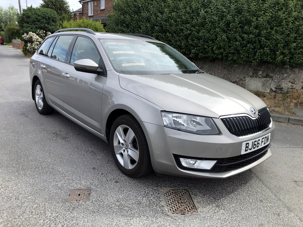 Skoda Octavia Estate 2.0 Tdi Se Turbo Estate - Beige