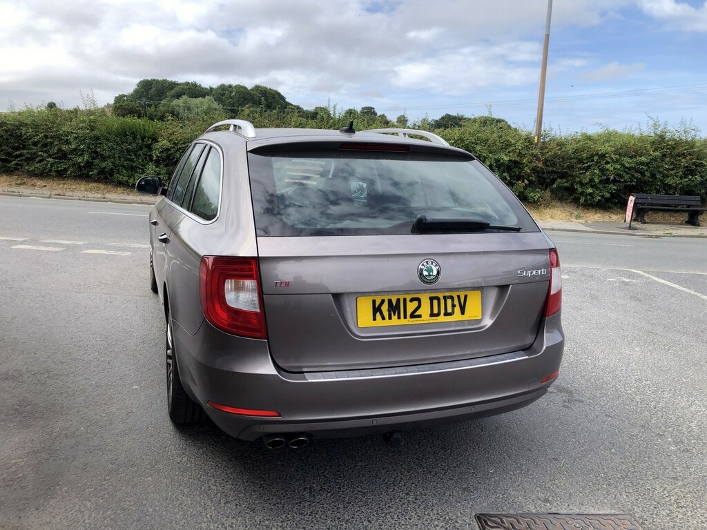 Skoda Superb Estate Blue #7