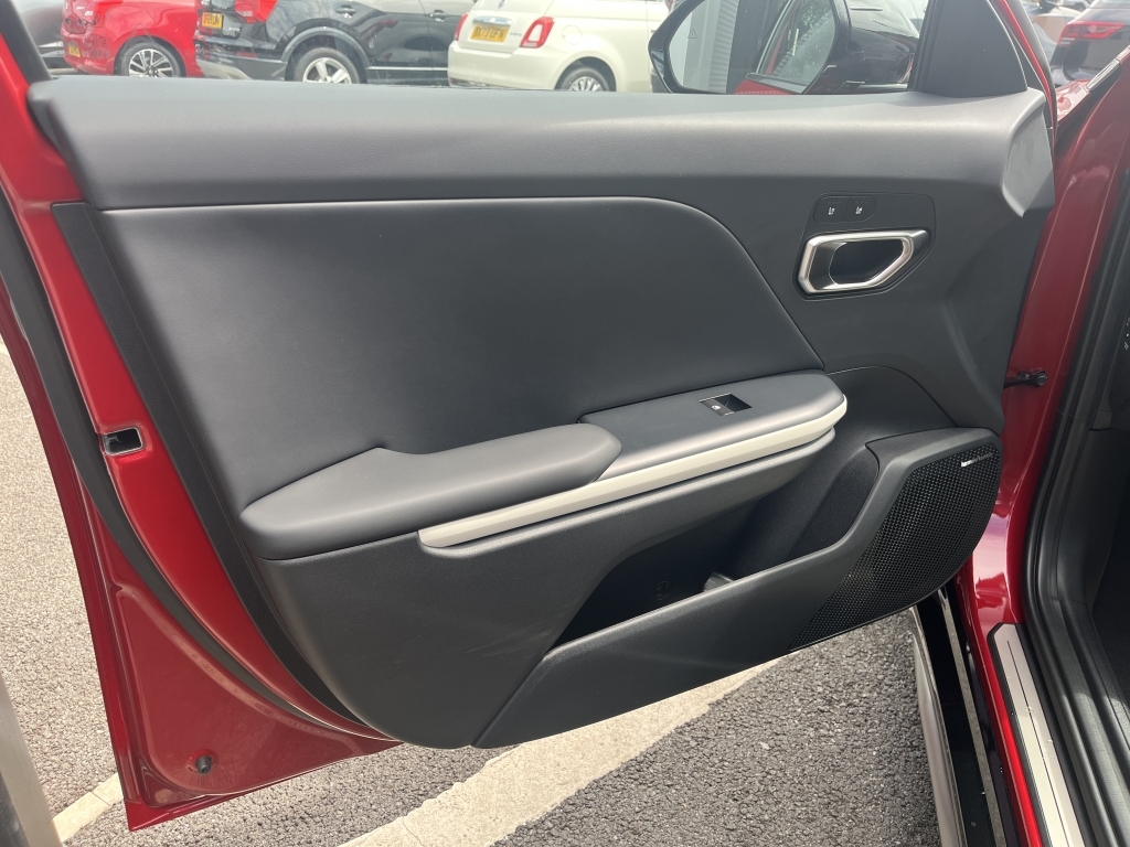 Kia K4 Hatchback Red #5
