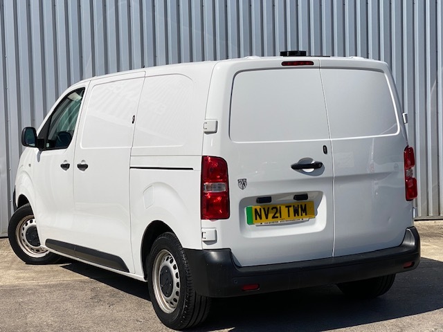 Peugeot Expert Mpv White #2