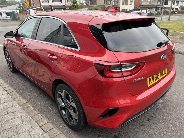 Kia Ceed 1.4 3 Isg Red #5