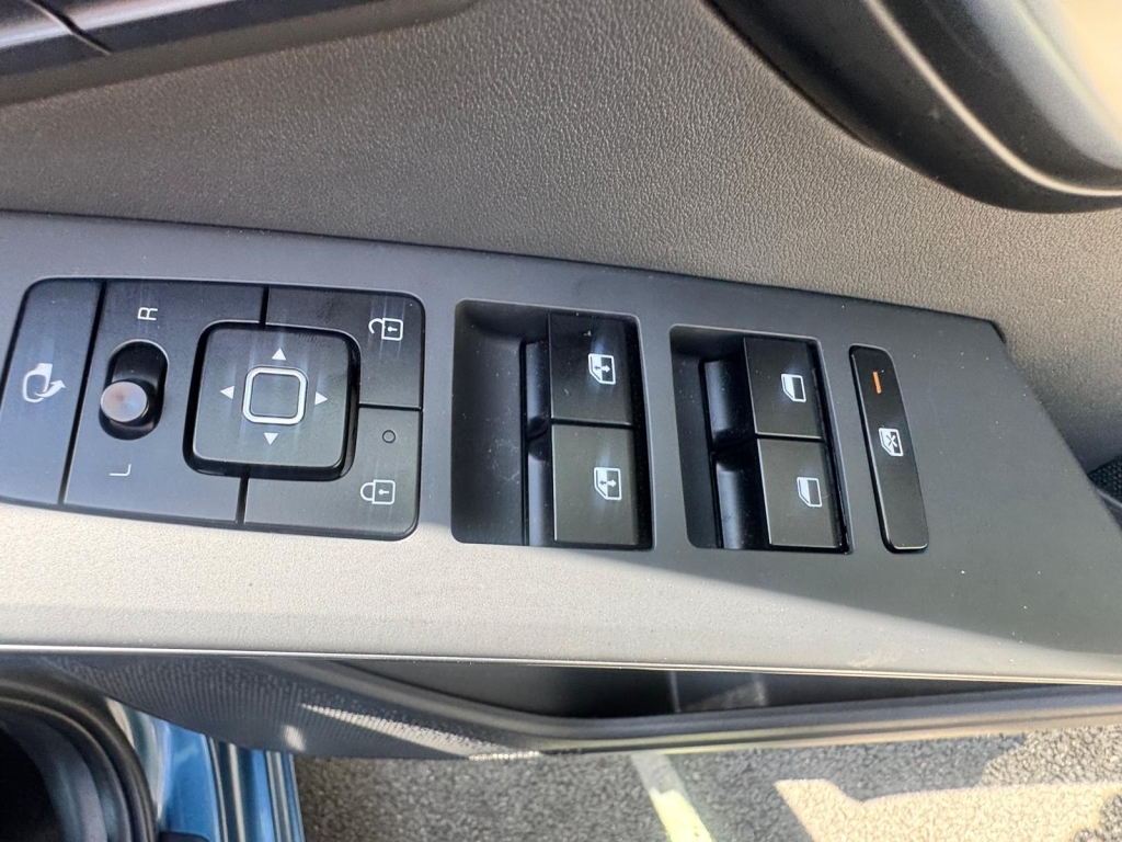 Kia Niro 2 Black #31