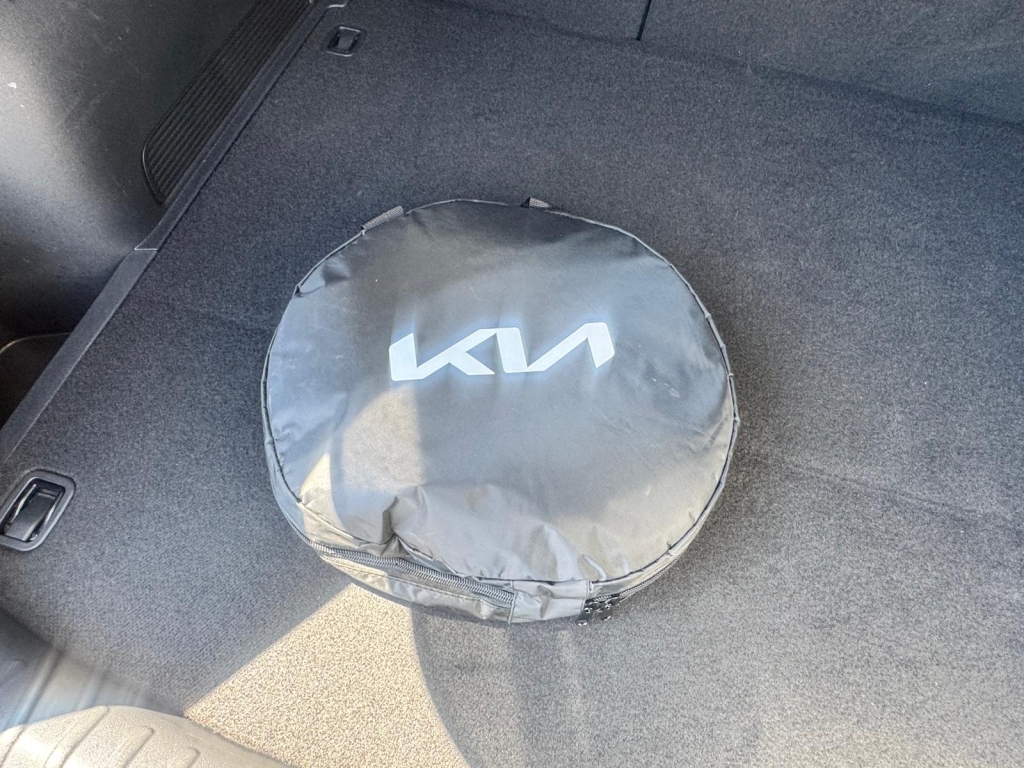 Kia Niro 2 Black #16