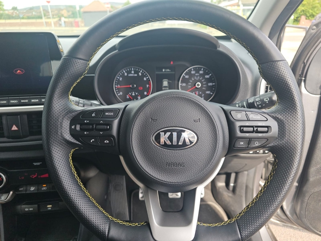 Kia Picanto 1.0 2 4 Seats White #24