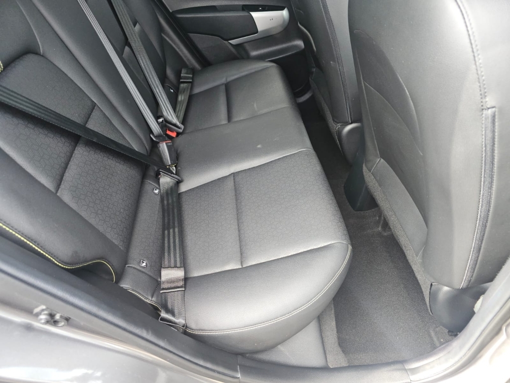Kia Picanto 1.0 2 4 Seats White #31